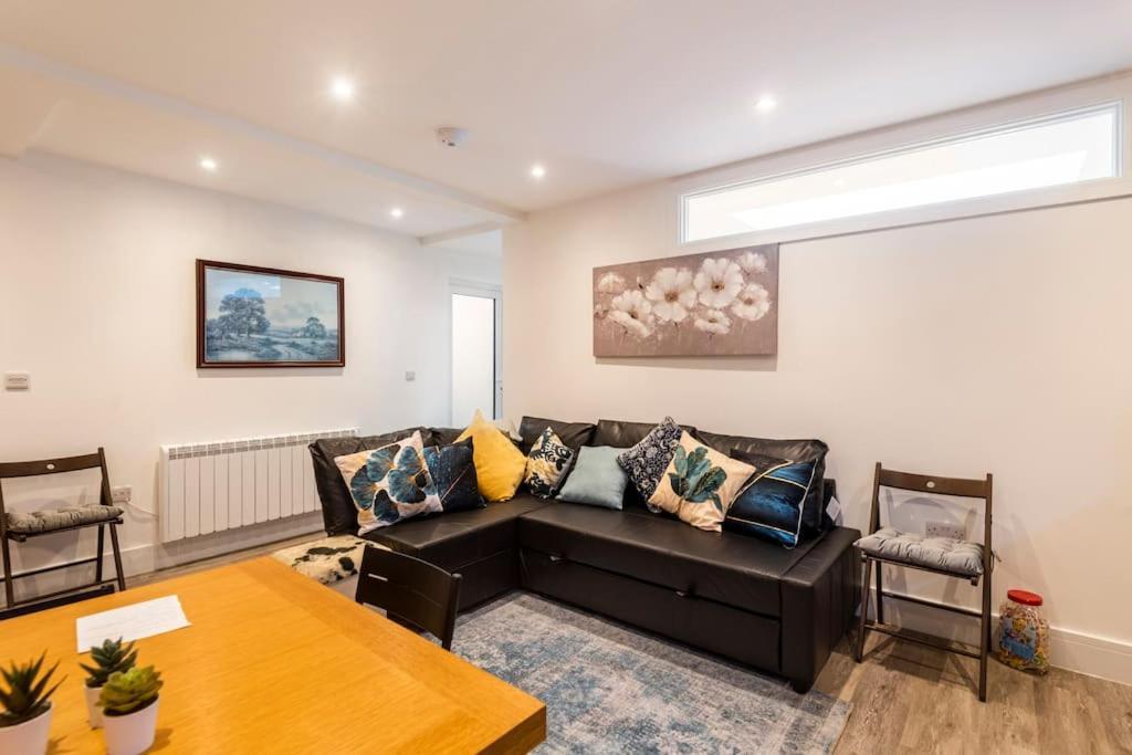Comfortable Flat Close To The Beach Brighton Exterior photo